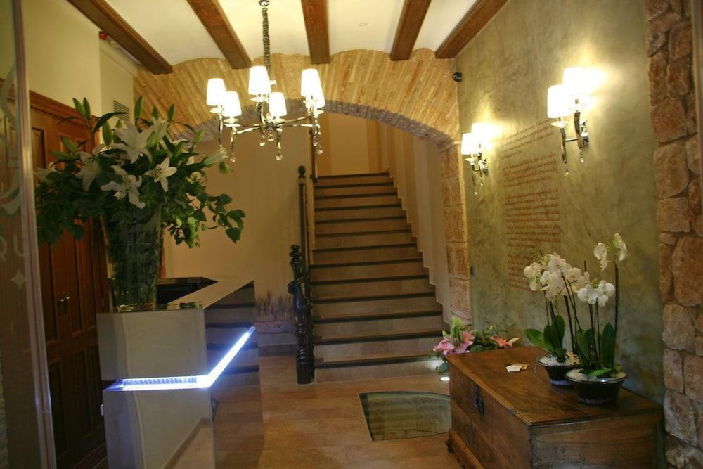 Hotel Castillo De Alquézar Eksteriør bilde